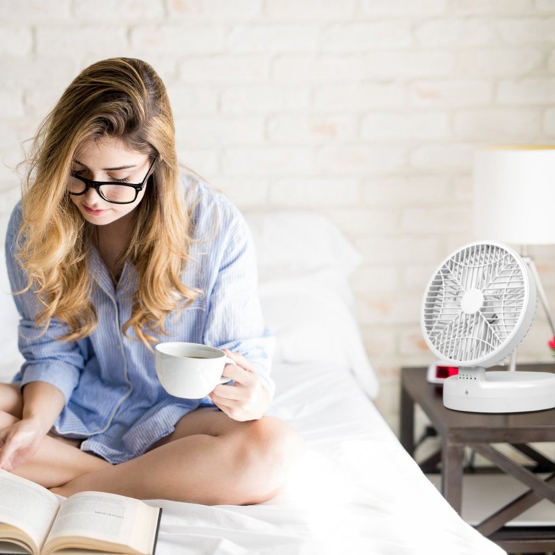 Quiet Table Fan 90 Degree Foldable Desk Fan With 4 Wind Speeds Type-C Rechargeable Wall-Mounted Fan Portable Desktop Fan For Home Bedroom Kitchen Office Outdoor Travel